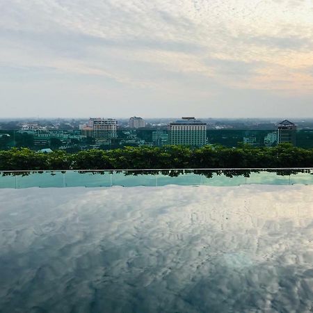 Astra Suites Central เชียงใหม่ ภายนอก รูปภาพ