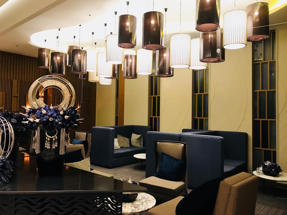 Astra Suites Central เชียงใหม่ ภายนอก รูปภาพ