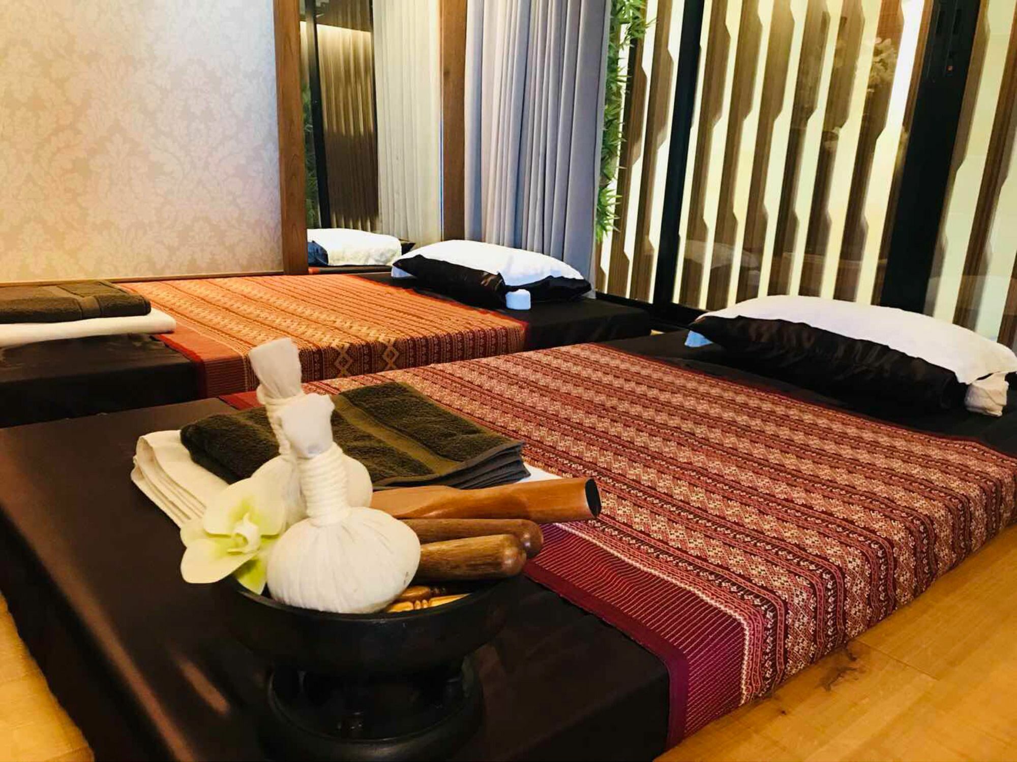 Astra Suites Central เชียงใหม่ ภายนอก รูปภาพ